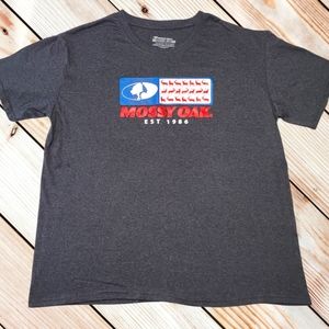 Men's Mossy Oak T-Shirt NWOT